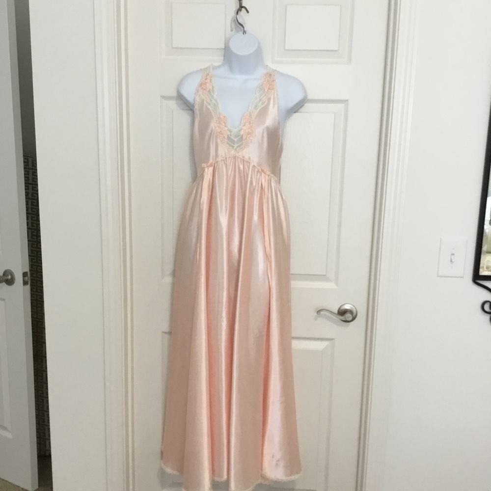 Nightgown